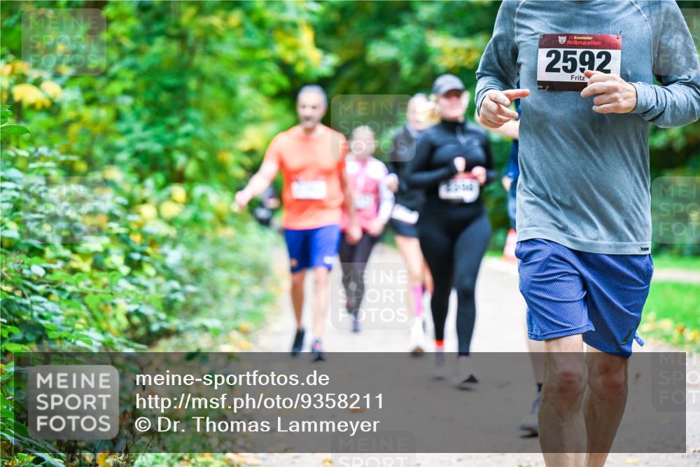 12.10.2025 - Bramfelder Halbmarathon 2025 Dr. Thomas Lammeyer http://msf.ph/oto/9358211 12.10.2025 11:03:35 Laufen 34, 2592 meine-sportfotos.de