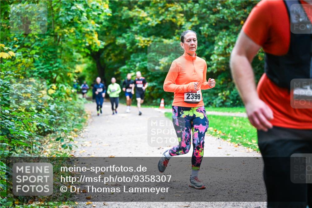 12.10.2025 - Bramfelder Halbmarathon 2025 Dr. Thomas Lammeyer http://msf.ph/oto/9358307 12.10.2025 11:03:59 Laufen 2399 meine-sportfotos.de
