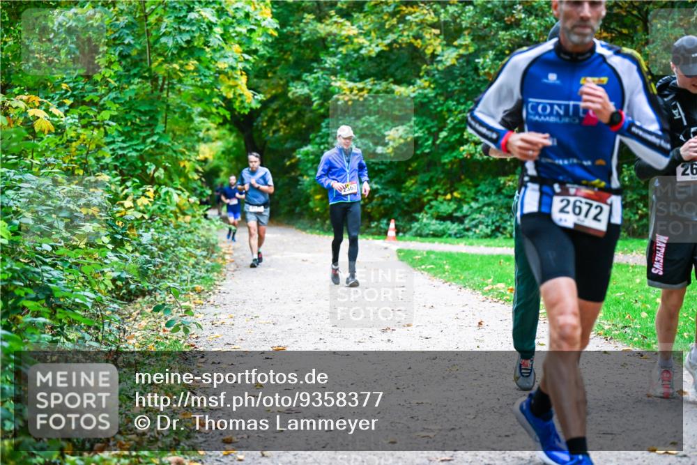 12.10.2025 - Bramfelder Halbmarathon 2025 Dr. Thomas Lammeyer http://msf.ph/oto/9358377 12.10.2025 11:04:12 Laufen 363, 2672, 26 meine-sportfotos.de