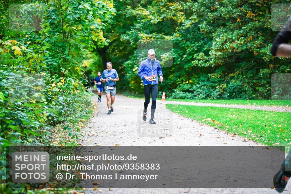 12.10.2025 - Bramfelder Halbmarathon 2025 Dr. Thomas Lammeyer http://msf.ph/oto/9358383 12.10.2025 11:04:13 Laufen 2565, 63 meine-sportfotos.de