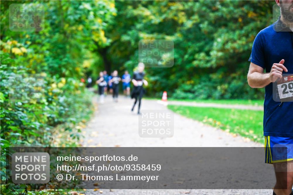 12.10.2025 - Bramfelder Halbmarathon 2025 Dr. Thomas Lammeyer http://msf.ph/oto/9358459 12.10.2025 11:04:24 Laufen 29 meine-sportfotos.de