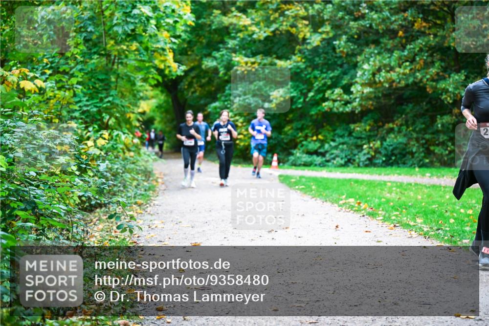 12.10.2025 - Bramfelder Halbmarathon 2025 Dr. Thomas Lammeyer http://msf.ph/oto/9358480 12.10.2025 11:04:28 Laufen 2 meine-sportfotos.de