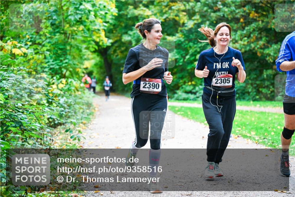 12.10.2025 - Bramfelder Halbmarathon 2025 Dr. Thomas Lammeyer http://msf.ph/oto/9358516 12.10.2025 11:04:33 Laufen 34, 2390, 2305 meine-sportfotos.de