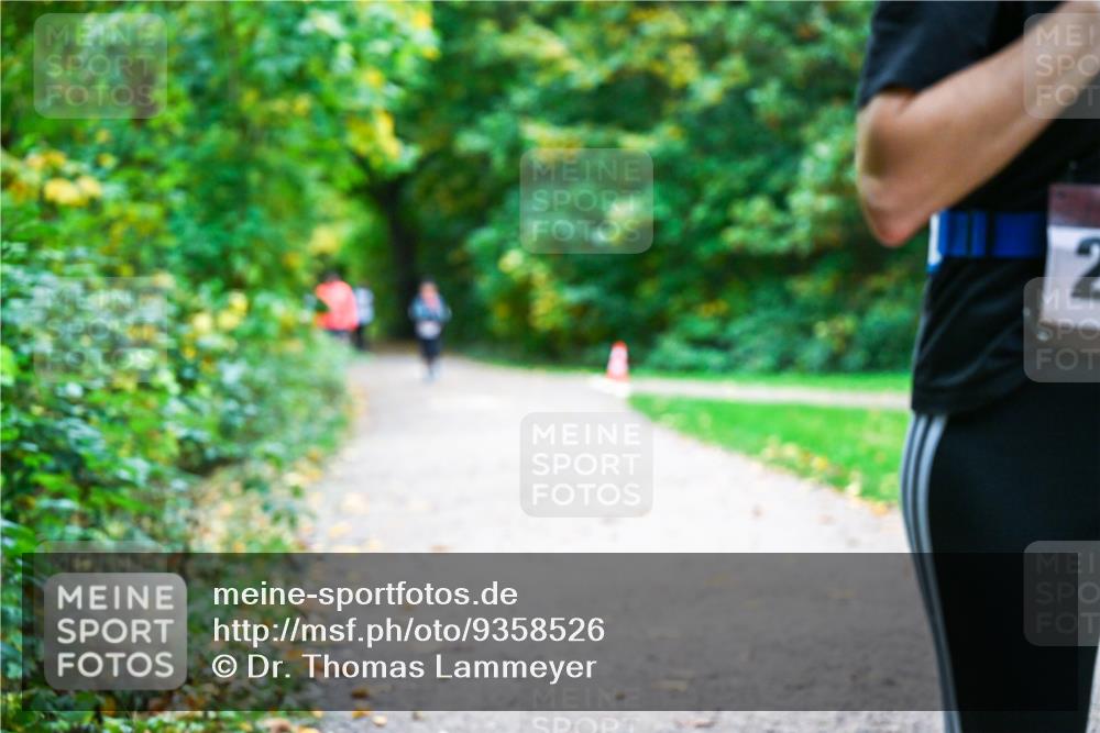 12.10.2025 - Bramfelder Halbmarathon 2025 Dr. Thomas Lammeyer http://msf.ph/oto/9358526 12.10.2025 11:04:35 Laufen 2 meine-sportfotos.de
