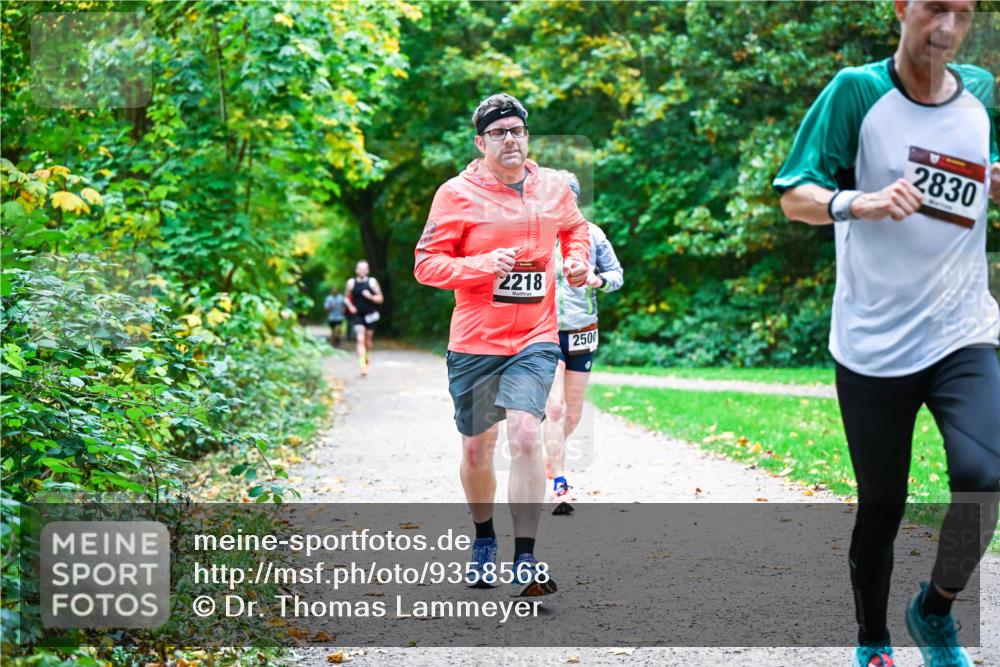 12.10.2025 - Bramfelder Halbmarathon 2025 Dr. Thomas Lammeyer http://msf.ph/oto/9358568 12.10.2025 11:04:49 Laufen 2218, 2500, 2830 meine-sportfotos.de