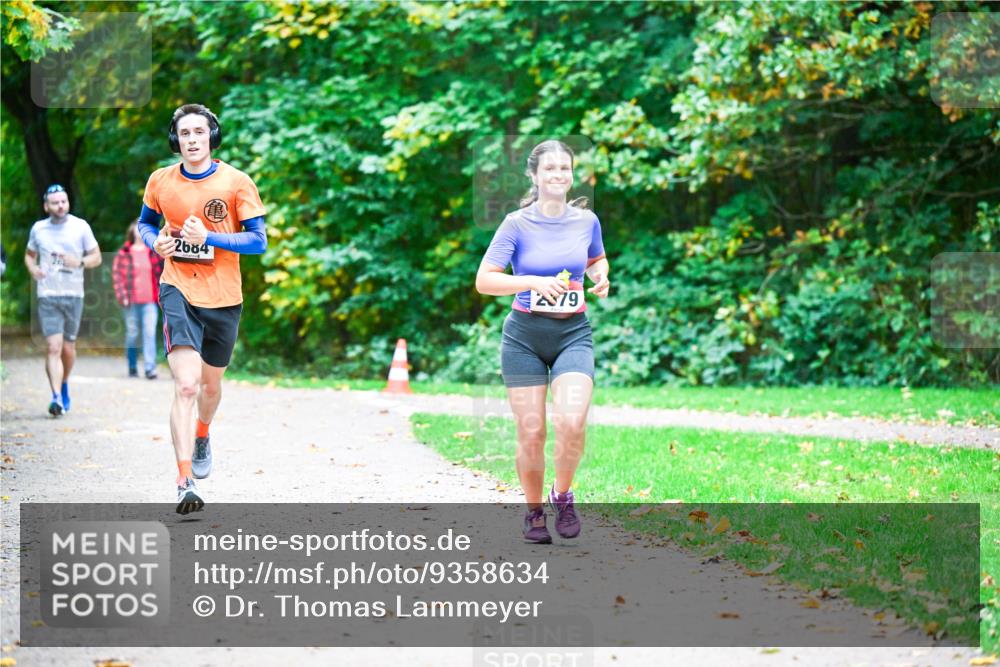 12.10.2025 - Bramfelder Halbmarathon 2025 Dr. Thomas Lammeyer http://msf.ph/oto/9358634 12.10.2025 11:05:05 Laufen 26847, 279 meine-sportfotos.de