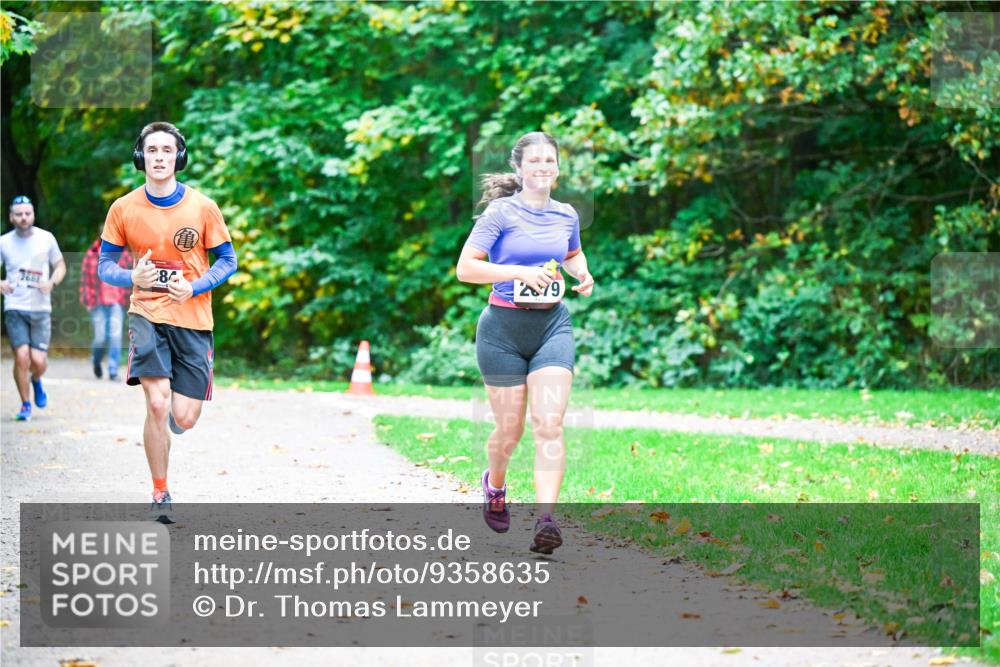 12.10.2025 - Bramfelder Halbmarathon 2025 Dr. Thomas Lammeyer http://msf.ph/oto/9358635 12.10.2025 11:05:05 Laufen 8, 279 meine-sportfotos.de