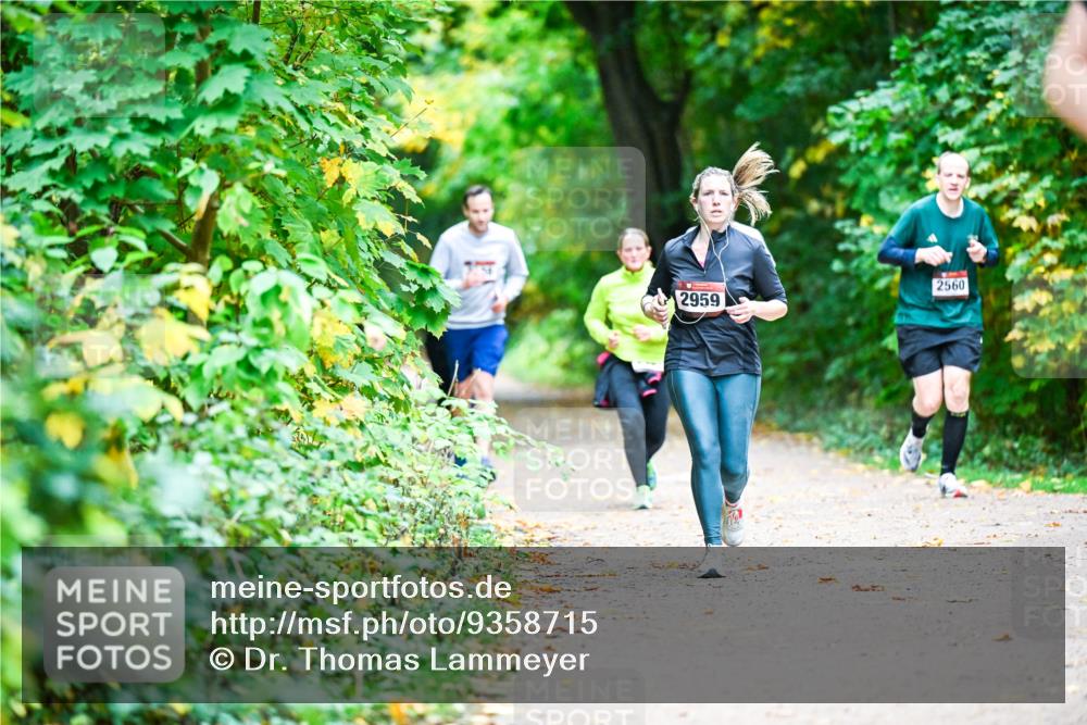 12.10.2025 - Bramfelder Halbmarathon 2025 Dr. Thomas Lammeyer http://msf.ph/oto/9358715 12.10.2025 11:05:24 Laufen 2560, 2959 meine-sportfotos.de
