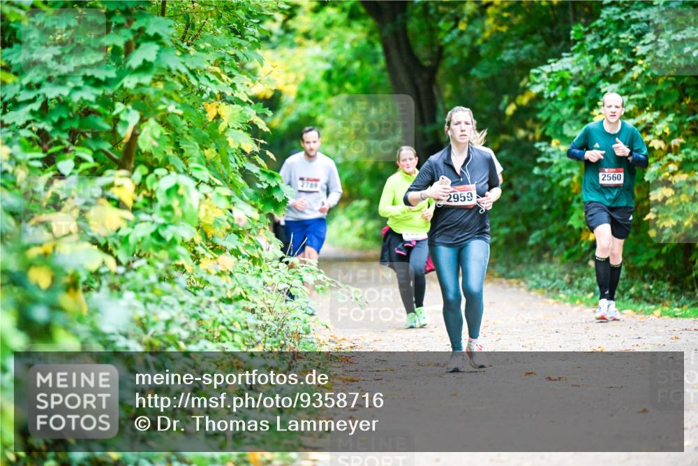 12.10.2025 - Bramfelder Halbmarathon 2025 Dr. Thomas Lammeyer http://msf.ph/oto/9358716 12.10.2025 11:05:24 Laufen 2959, 2560 meine-sportfotos.de
