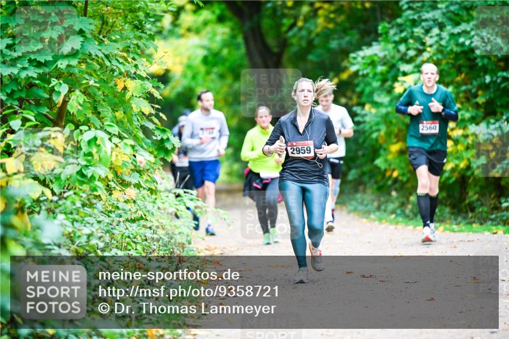 12.10.2025 - Bramfelder Halbmarathon 2025 Dr. Thomas Lammeyer http://msf.ph/oto/9358721 12.10.2025 11:05:25 Laufen 2959, 2560 meine-sportfotos.de