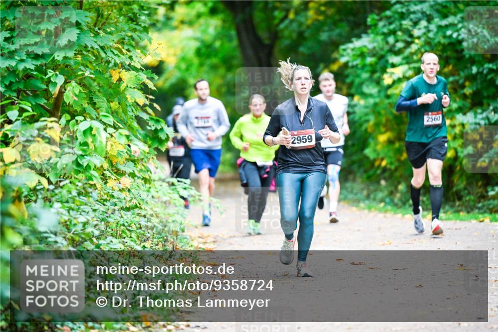 12.10.2025 - Bramfelder Halbmarathon 2025 Dr. Thomas Lammeyer http://msf.ph/oto/9358724 12.10.2025 11:05:25 Laufen 2560, 2959 meine-sportfotos.de
