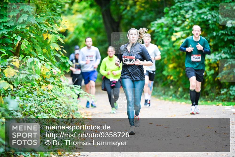 12.10.2025 - Bramfelder Halbmarathon 2025 Dr. Thomas Lammeyer http://msf.ph/oto/9358726 12.10.2025 11:05:25 Laufen 2560, 2959 meine-sportfotos.de