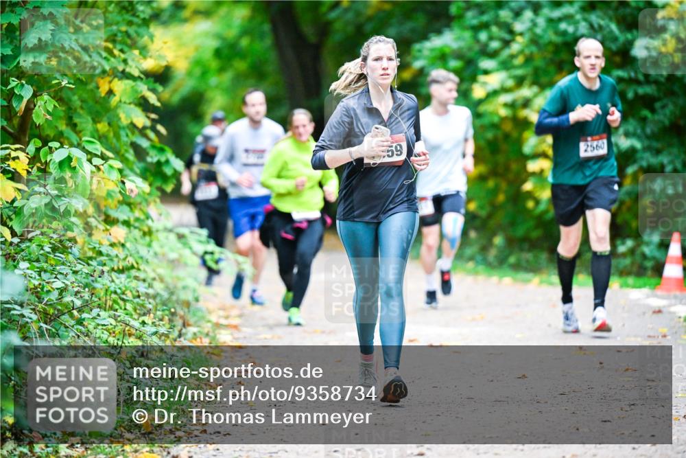 12.10.2025 - Bramfelder Halbmarathon 2025 Dr. Thomas Lammeyer http://msf.ph/oto/9358734 12.10.2025 11:05:26 Laufen 59, 2560 meine-sportfotos.de