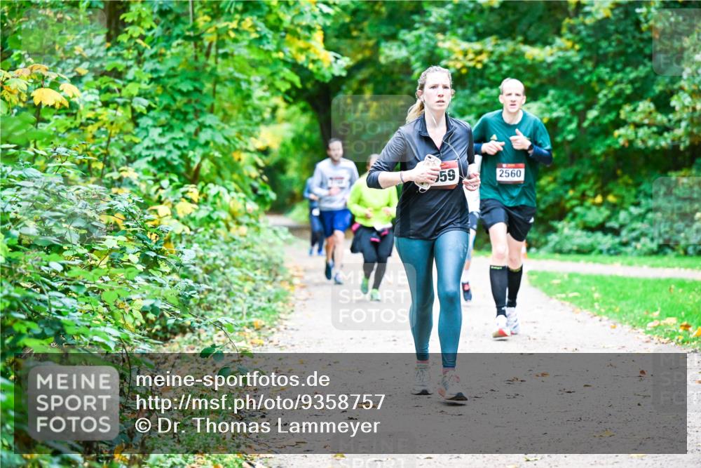 12.10.2025 - Bramfelder Halbmarathon 2025 Dr. Thomas Lammeyer http://msf.ph/oto/9358757 12.10.2025 11:05:29 Laufen 559, 2560 meine-sportfotos.de