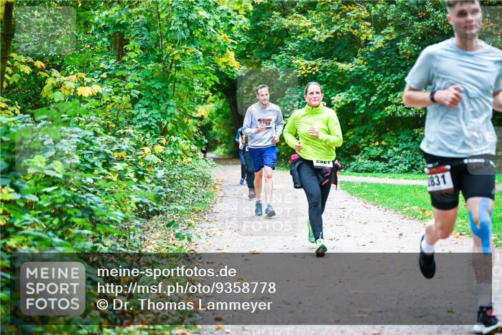 12.10.2025 - Bramfelder Halbmarathon 2025 Dr. Thomas Lammeyer http://msf.ph/oto/9358778 12.10.2025 11:05:33 Laufen 2789, 2831 meine-sportfotos.de
