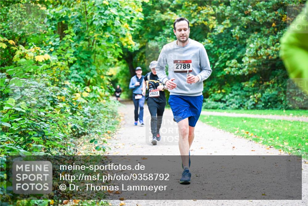 12.10.2025 - Bramfelder Halbmarathon 2025 Dr. Thomas Lammeyer http://msf.ph/oto/9358792 12.10.2025 11:05:36 Laufen 2822, 2789 meine-sportfotos.de