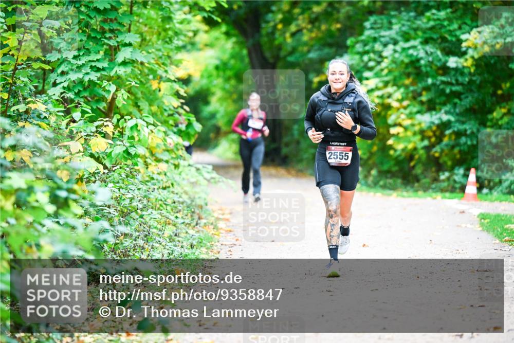 12.10.2025 - Bramfelder Halbmarathon 2025 Dr. Thomas Lammeyer http://msf.ph/oto/9358847 12.10.2025 11:05:49 Laufen 2555 meine-sportfotos.de