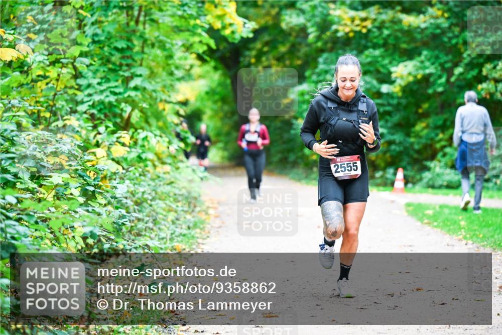 12.10.2025 - Bramfelder Halbmarathon 2025 Dr. Thomas Lammeyer http://msf.ph/oto/9358862 12.10.2025 11:05:51 Laufen 2555 meine-sportfotos.de