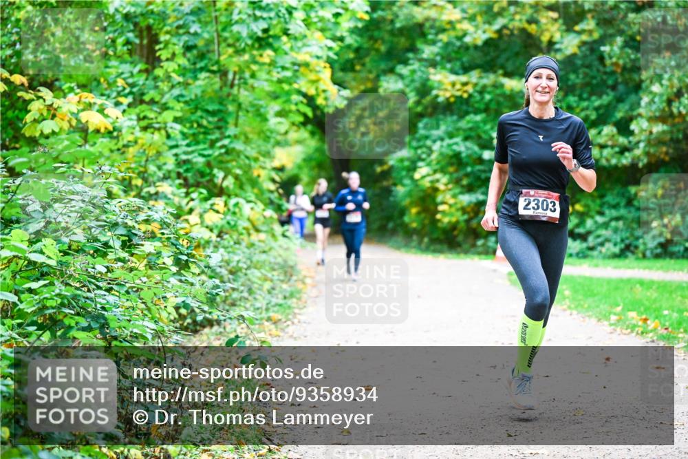 12.10.2025 - Bramfelder Halbmarathon 2025 Dr. Thomas Lammeyer http://msf.ph/oto/9358934 12.10.2025 11:06:04 Laufen 2303 meine-sportfotos.de