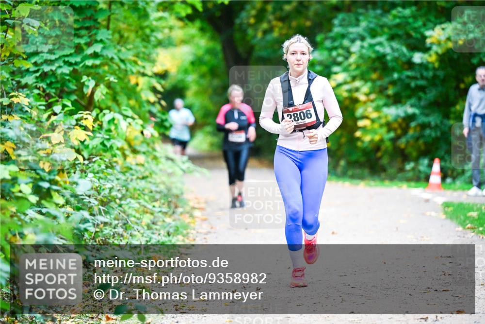 12.10.2025 - Bramfelder Halbmarathon 2025 Dr. Thomas Lammeyer http://msf.ph/oto/9358982 12.10.2025 11:06:15 Laufen 2806 meine-sportfotos.de