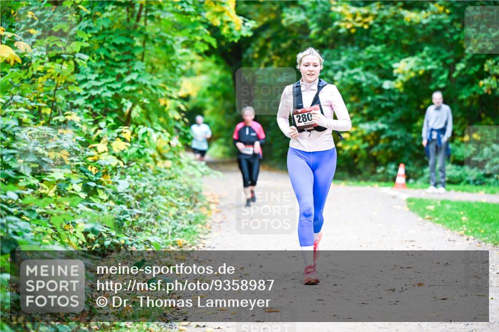 12.10.2025 - Bramfelder Halbmarathon 2025 Dr. Thomas Lammeyer http://msf.ph/oto/9358987 12.10.2025 11:06:15 Laufen 280 meine-sportfotos.de