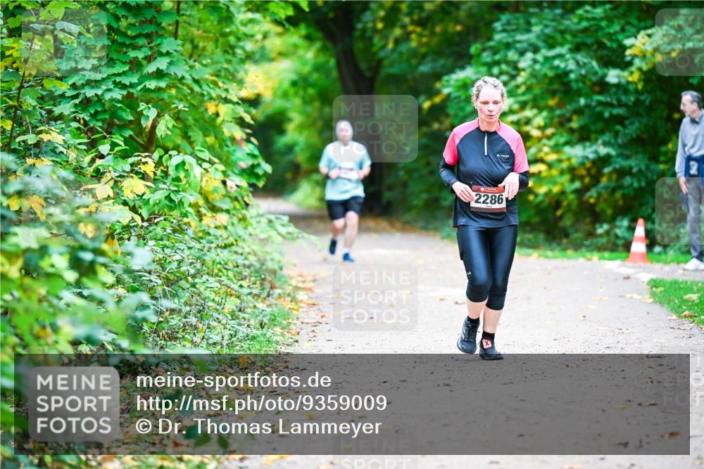 12.10.2025 - Bramfelder Halbmarathon 2025 Dr. Thomas Lammeyer http://msf.ph/oto/9359009 12.10.2025 11:06:20 Laufen 2286 meine-sportfotos.de