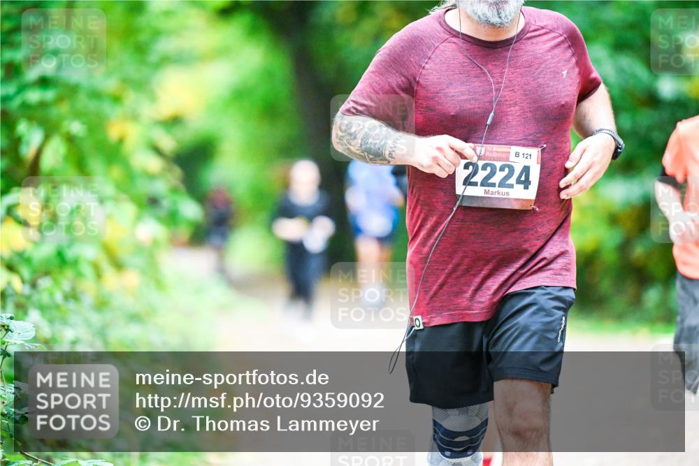 12.10.2025 - Bramfelder Halbmarathon 2025 Dr. Thomas Lammeyer http://msf.ph/oto/9359092 12.10.2025 11:06:49 Laufen 0, 121, 2224 meine-sportfotos.de