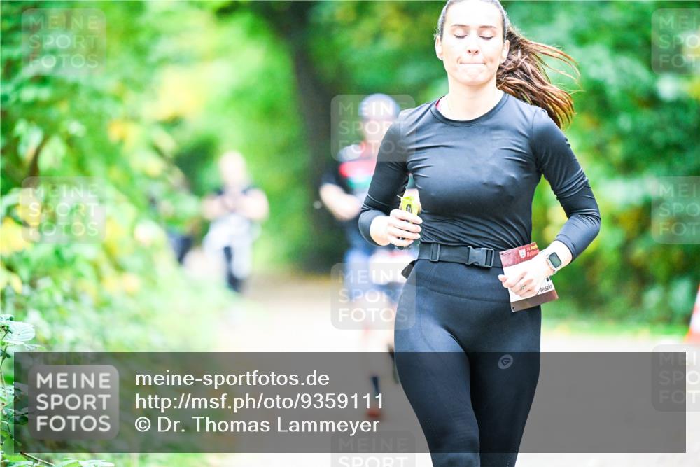 12.10.2025 - Bramfelder Halbmarathon 2025 Dr. Thomas Lammeyer http://msf.ph/oto/9359111 12.10.2025 11:06:59 Laufen 00, 34 meine-sportfotos.de