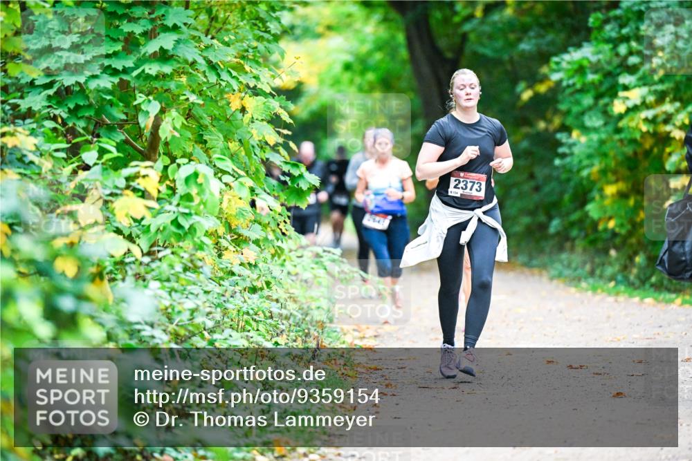 12.10.2025 - Bramfelder Halbmarathon 2025 Dr. Thomas Lammeyer http://msf.ph/oto/9359154 12.10.2025 11:07:07 Laufen 2641, 2373, 134 meine-sportfotos.de