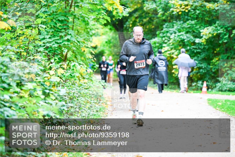 12.10.2025 - Bramfelder Halbmarathon 2025 Dr. Thomas Lammeyer http://msf.ph/oto/9359198 12.10.2025 11:07:21 Laufen 2973, 1100 meine-sportfotos.de