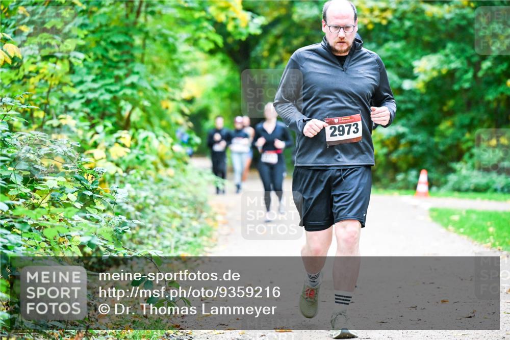 12.10.2025 - Bramfelder Halbmarathon 2025 Dr. Thomas Lammeyer http://msf.ph/oto/9359216 12.10.2025 11:07:23 Laufen 2973 meine-sportfotos.de