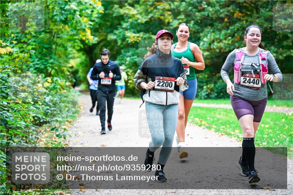 12.10.2025 - Bramfelder Halbmarathon 2025 Dr. Thomas Lammeyer http://msf.ph/oto/9359280 12.10.2025 11:07:36 Laufen 2719, 2200, 2440 meine-sportfotos.de