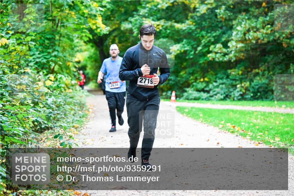 12.10.2025 - Bramfelder Halbmarathon 2025 Dr. Thomas Lammeyer http://msf.ph/oto/9359291 12.10.2025 11:07:37 Laufen 2638, 2719 meine-sportfotos.de