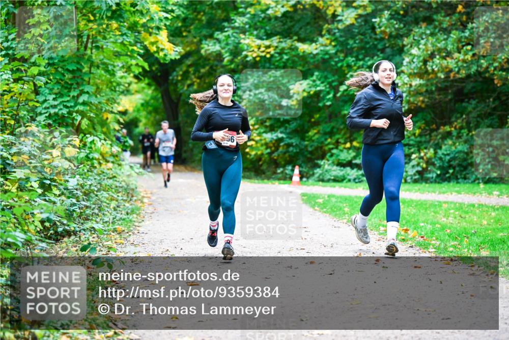 12.10.2025 - Bramfelder Halbmarathon 2025 Dr. Thomas Lammeyer http://msf.ph/oto/9359384 12.10.2025 11:07:59 Laufen 56 meine-sportfotos.de