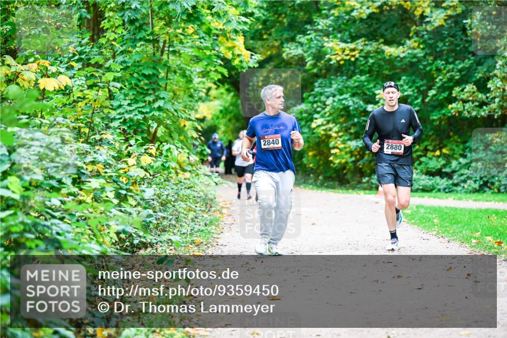 12.10.2025 - Bramfelder Halbmarathon 2025 Dr. Thomas Lammeyer http://msf.ph/oto/9359450 12.10.2025 11:08:11 Laufen 2840, 2880 meine-sportfotos.de