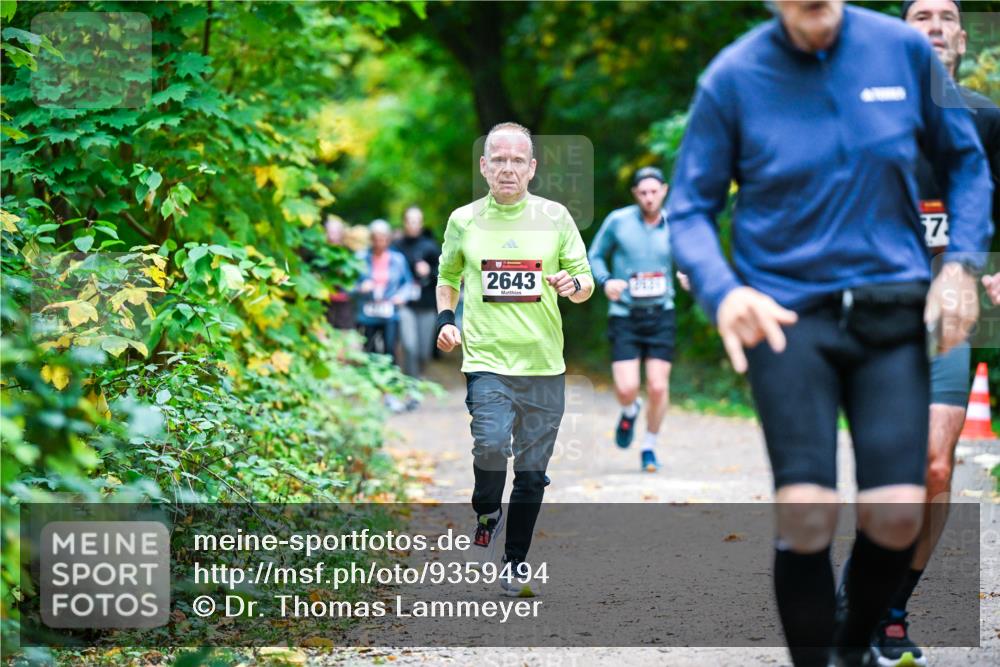 12.10.2025 - Bramfelder Halbmarathon 2025 Dr. Thomas Lammeyer http://msf.ph/oto/9359494 12.10.2025 11:08:28 Laufen 2643, 2431, 7 meine-sportfotos.de