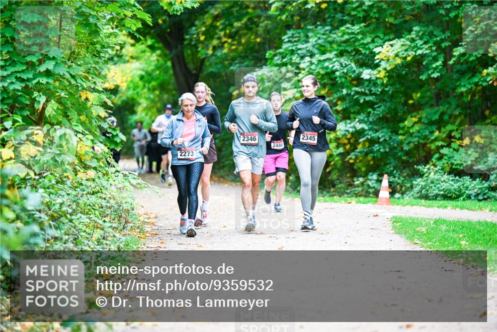 12.10.2025 - Bramfelder Halbmarathon 2025 Dr. Thomas Lammeyer http://msf.ph/oto/9359532 12.10.2025 11:08:35 Laufen 2273, 2346, 2480, 2345 meine-sportfotos.de