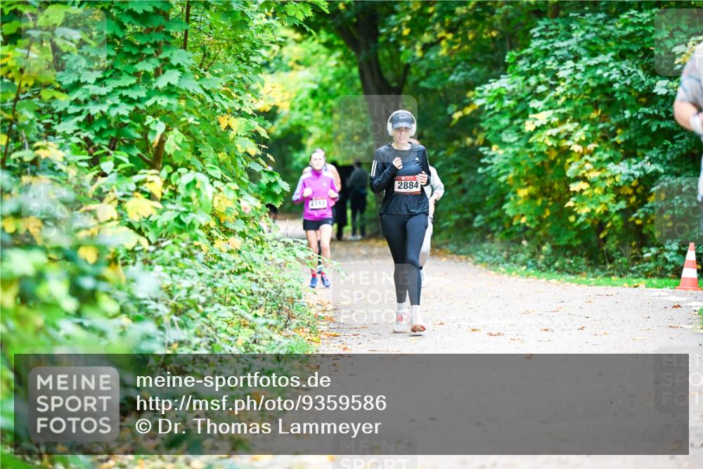 12.10.2025 - Bramfelder Halbmarathon 2025 Dr. Thomas Lammeyer http://msf.ph/oto/9359586 12.10.2025 11:08:45 Laufen 2712, 2884 meine-sportfotos.de