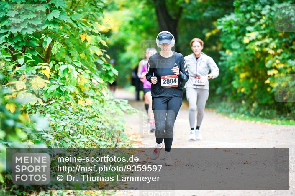 12.10.2025 - Bramfelder Halbmarathon 2025 Dr. Thomas Lammeyer http://msf.ph/oto/9359597 12.10.2025 11:08:47 Laufen 2884, 246 meine-sportfotos.de