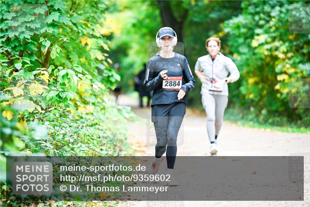 12.10.2025 - Bramfelder Halbmarathon 2025 Dr. Thomas Lammeyer http://msf.ph/oto/9359602 12.10.2025 11:08:47 Laufen 2884 meine-sportfotos.de
