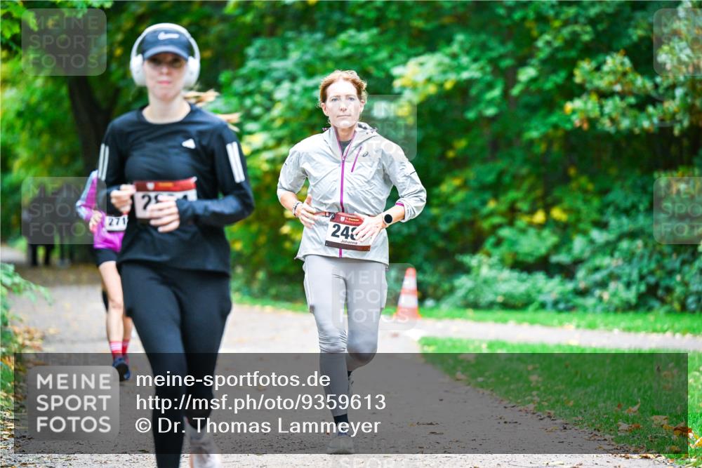 12.10.2025 - Bramfelder Halbmarathon 2025 Dr. Thomas Lammeyer http://msf.ph/oto/9359613 12.10.2025 11:08:51 Laufen 271, 25, 240 meine-sportfotos.de