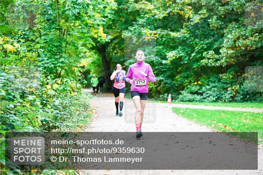 12.10.2025 - Bramfelder Halbmarathon 2025 Dr. Thomas Lammeyer http://msf.ph/oto/9359630 12.10.2025 11:08:54 Laufen 2855, 2712 meine-sportfotos.de