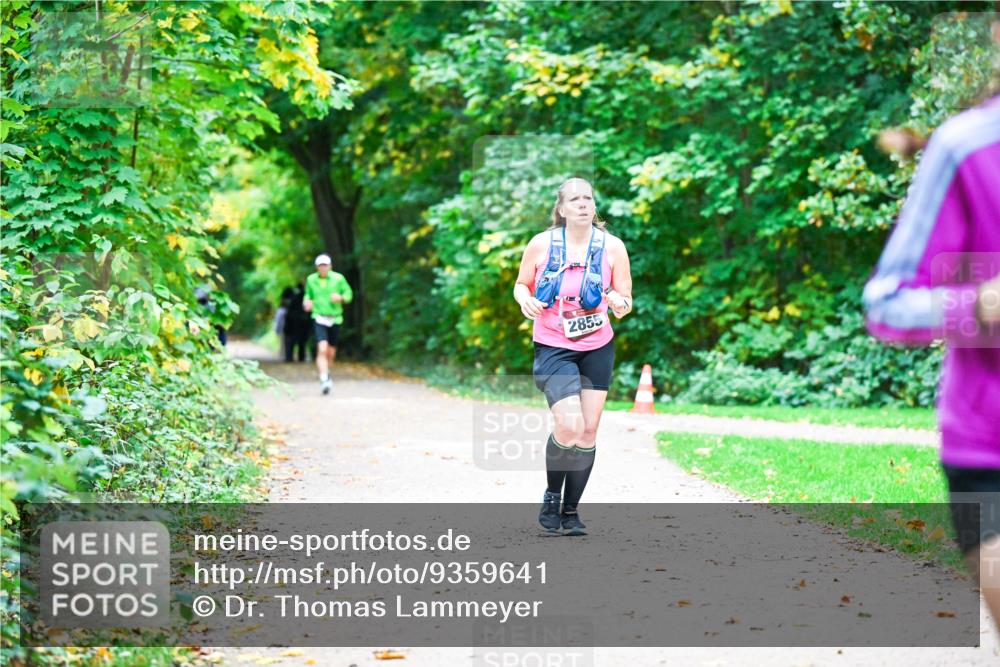 12.10.2025 - Bramfelder Halbmarathon 2025 Dr. Thomas Lammeyer http://msf.ph/oto/9359641 12.10.2025 11:08:56 Laufen 2855 meine-sportfotos.de