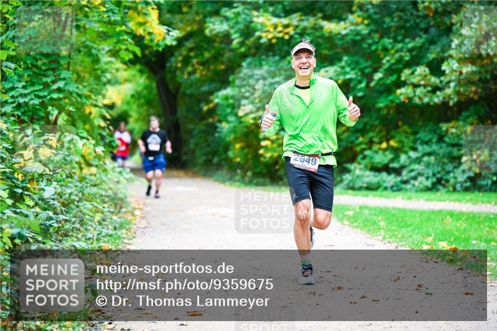 12.10.2025 - Bramfelder Halbmarathon 2025 Dr. Thomas Lammeyer http://msf.ph/oto/9359675 12.10.2025 11:09:05 Laufen 2649 meine-sportfotos.de