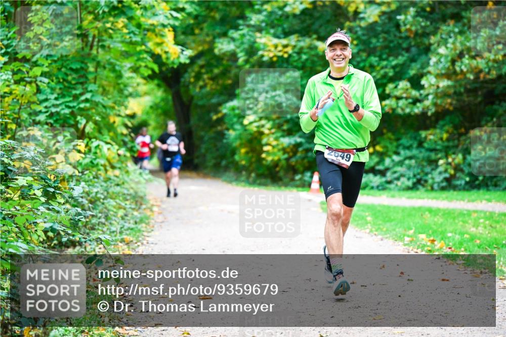 12.10.2025 - Bramfelder Halbmarathon 2025 Dr. Thomas Lammeyer http://msf.ph/oto/9359679 12.10.2025 11:09:05 Laufen 049 meine-sportfotos.de
