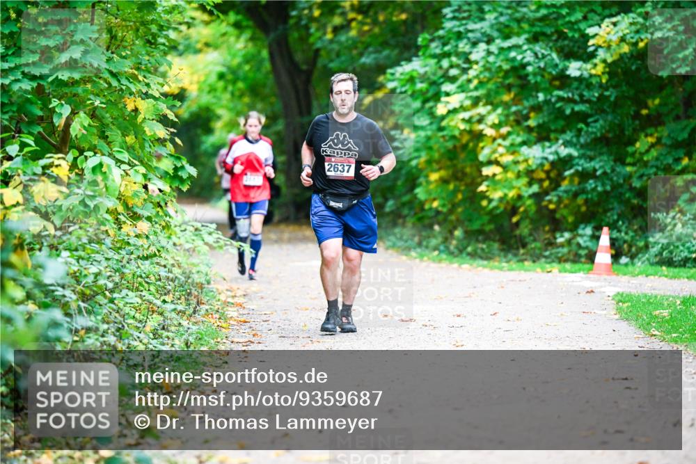 12.10.2025 - Bramfelder Halbmarathon 2025 Dr. Thomas Lammeyer http://msf.ph/oto/9359687 12.10.2025 11:09:10 Laufen 2637 meine-sportfotos.de