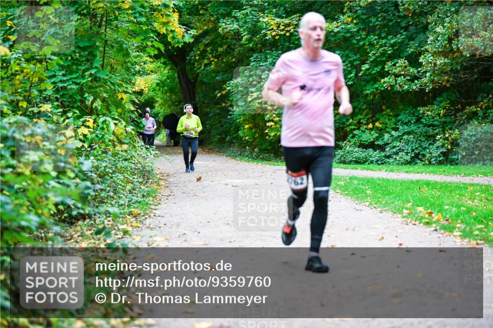12.10.2025 - Bramfelder Halbmarathon 2025 Dr. Thomas Lammeyer http://msf.ph/oto/9359760 12.10.2025 11:09:24 Laufen  meine-sportfotos.de