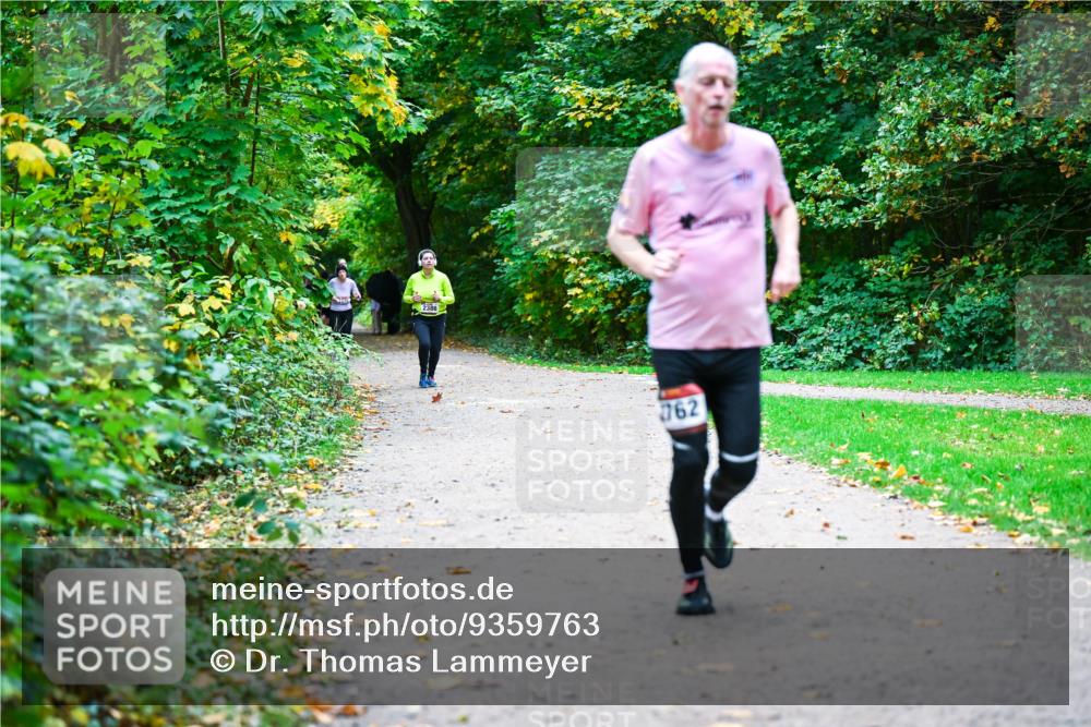 12.10.2025 - Bramfelder Halbmarathon 2025 Dr. Thomas Lammeyer http://msf.ph/oto/9359763 12.10.2025 11:09:24 Laufen 2386, 762 meine-sportfotos.de