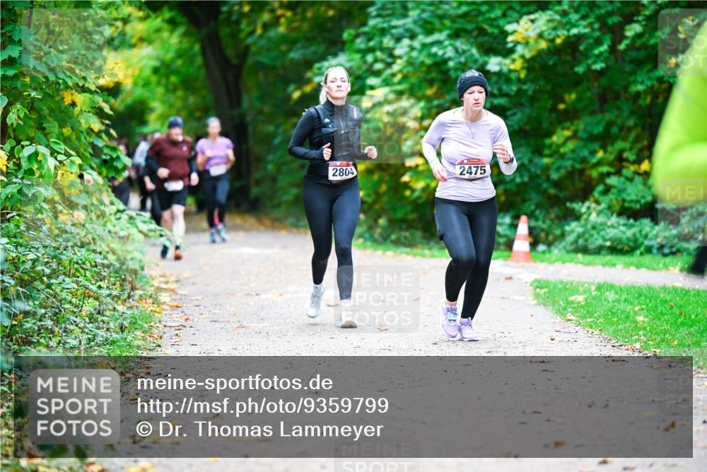 12.10.2025 - Bramfelder Halbmarathon 2025 Dr. Thomas Lammeyer http://msf.ph/oto/9359799 12.10.2025 11:09:34 Laufen 2804, 2475 meine-sportfotos.de