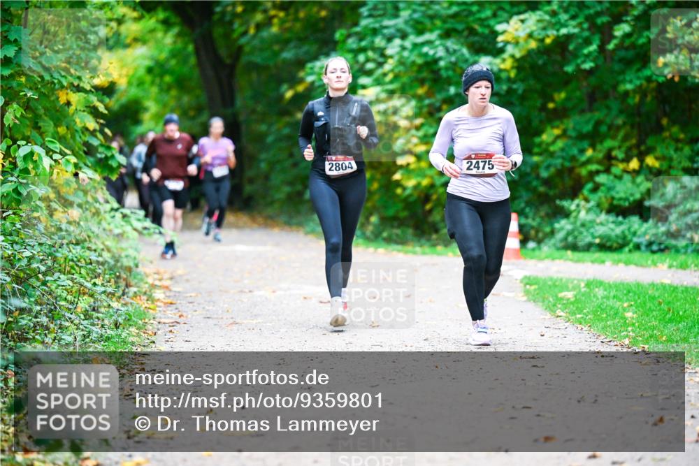 12.10.2025 - Bramfelder Halbmarathon 2025 Dr. Thomas Lammeyer http://msf.ph/oto/9359801 12.10.2025 11:09:34 Laufen 30, 2804, 2475 meine-sportfotos.de